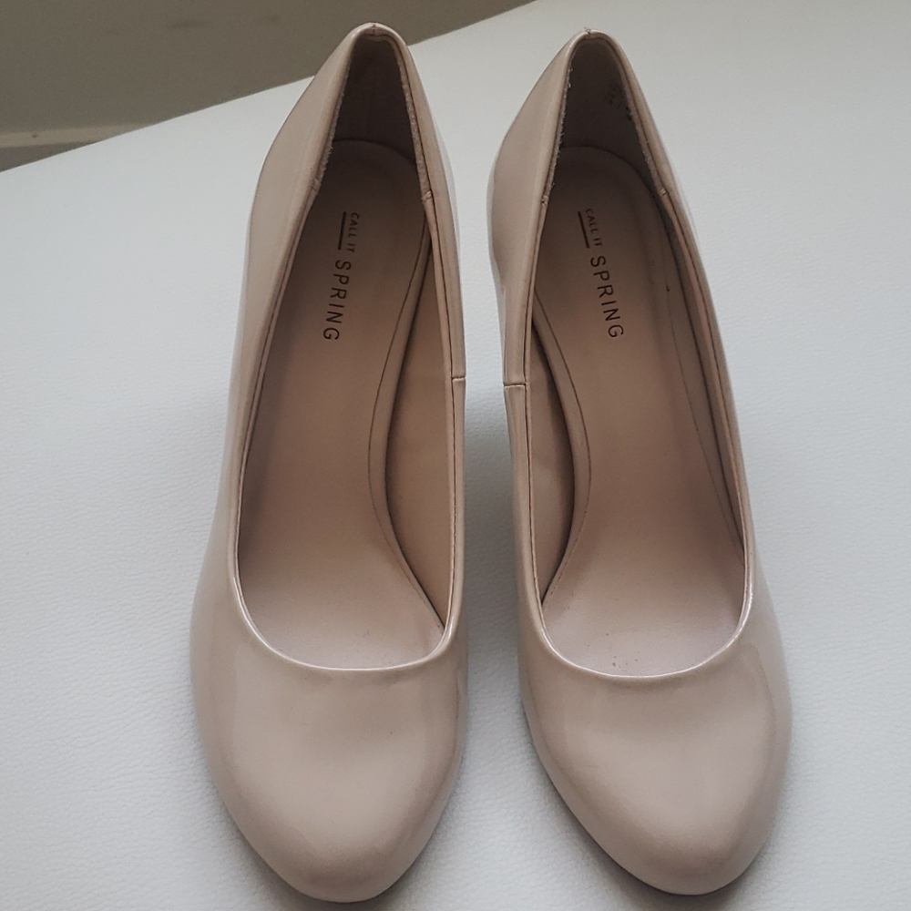 Like New Nude Heels